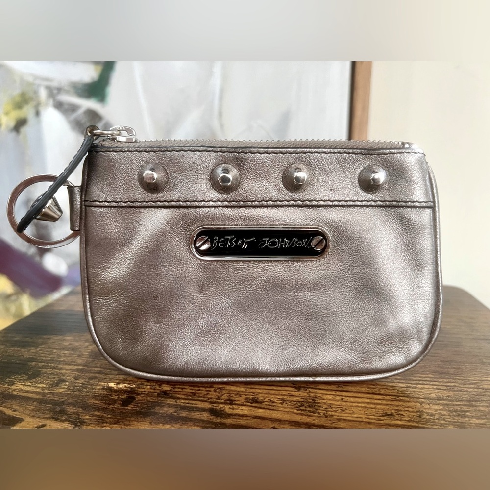 Vintage Betsey Johnson Silver Leather Zip Coin Purse